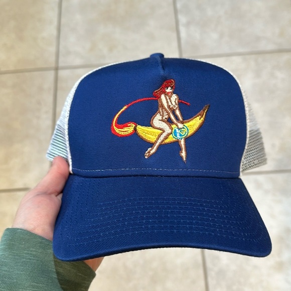 New! Jay Kos New Era Banana Lady Trucker Hat - Picture 1 of 7